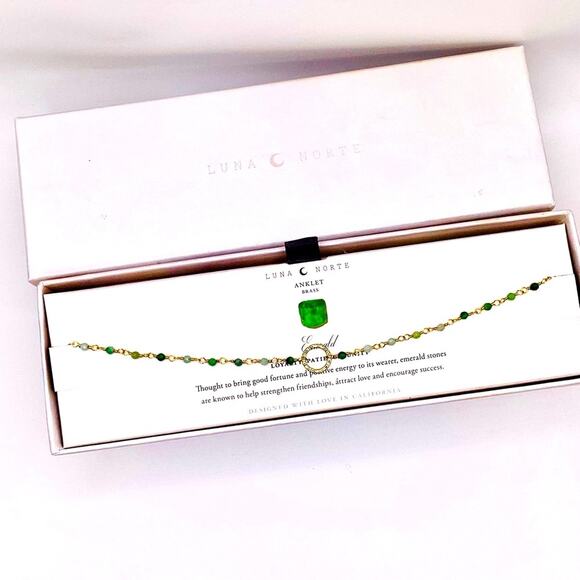 Luna Norte “Emerald” Anklet in 14k gold plated brass - Picture 3 of 10